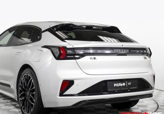 Подержанный автомобиль Zeekr 001 2024 года (30 фото)