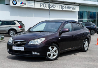 Подержанный автомобиль Hyundai Elantra Sedan 2009 года (1 фото)