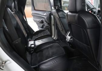 Подержанный автомобиль Porsche Cayenne 2016 года (12 фото)