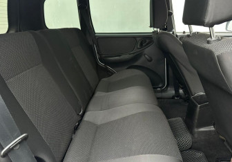 Подержанный автомобиль Chevrolet Niva 2014 года (14 фото)