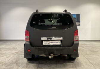 Подержанный автомобиль Nissan Pathfinder 2007 года (6 фото)