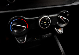 Подержанный автомобиль Kia Rio Hatchback 2021 года (26 фото)