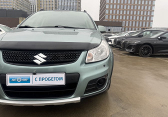 Подержанный автомобиль Suzuki SX4 Hatchback 2012 года (9 фото)