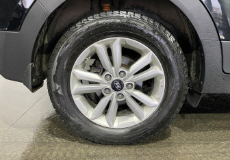 Подержанный автомобиль Hyundai Creta 2016 года (19 фото)