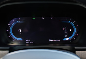 Подержанный автомобиль Volvo S90 2021 года (10 фото)