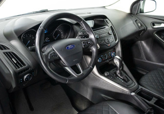 Подержанный автомобиль Ford Focus Sedan 2017 года (9 фото)