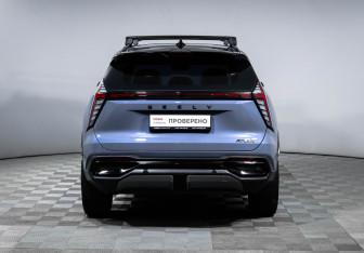 Подержанный автомобиль Geely Atlas 2023 года (6 фото)