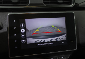 Подержанный автомобиль Renault Arkana 2020 года (12 фото)