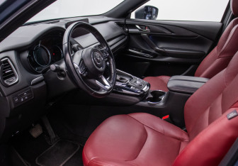 Подержанный автомобиль Mazda CX-9 2022 года (10 фото)