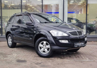 Подержанный автомобиль SsangYong Kyron 2011 года (3 фото)