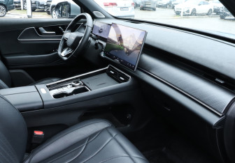 Подержанный автомобиль Chery Tiggo 9 2024 года (9 фото)