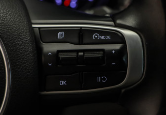 Подержанный автомобиль Kia K5 2022 года (8 фото)