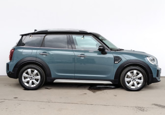 Подержанный автомобиль MINI Countryman 2021 года (4 фото)
