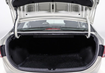 Подержанный автомобиль Hyundai Solaris Sedan 2018 года (10 фото)