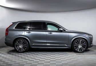 Подержанный автомобиль Volvo XC90 2019 года (4 фото)