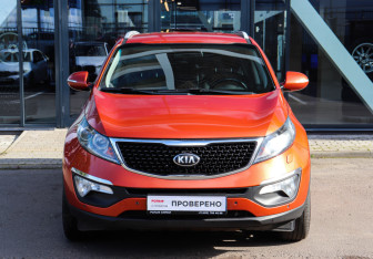 Подержанный автомобиль Kia Sportage 2014 года (2 фото)