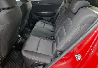 Подержанный автомобиль Kia Sportage 2018 года (18 фото)