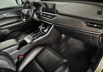 Подержанный автомобиль Chery Tiggo 8 2020 года (12 фото)