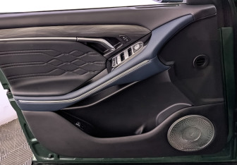 Подержанный автомобиль Voyah Free 2023 года (19 фото)