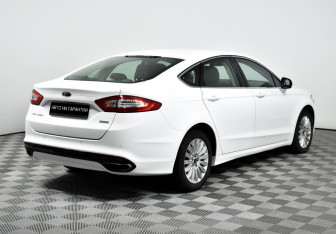 Подержанный автомобиль Ford Mondeo Sedan 2016 года (4 фото)