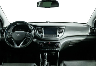 Подержанный автомобиль Hyundai Tucson 2016 года (8 фото)