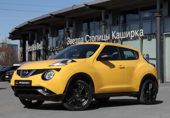 Подержанный автомобиль Nissan Juke 2017 года (18 фото)