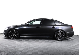 Подержанный автомобиль Audi A6 Sedan 2016 года (8 фото)