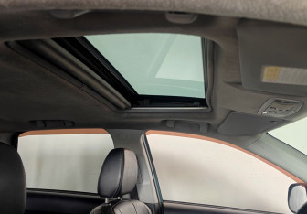 Подержанный автомобиль Mitsubishi Outlander 2008 года (17 фото)