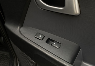 Подержанный автомобиль Kia Sportage 2011 года (22 фото)