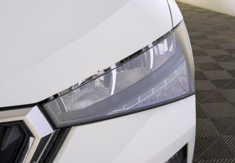 Подержанный автомобиль Skoda Rapid Liftback 2021 года (11 фото)