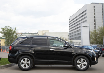 Подержанный автомобиль Kia Sorento 2019 года (3 фото)