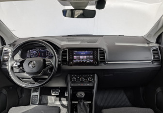 Подержанный автомобиль Skoda Karoq 2021 года (12 фото)