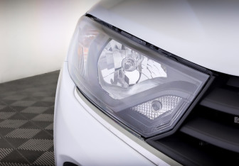 Подержанный автомобиль LADA (ВАЗ) Granta Sedan 2025 года (17 фото)