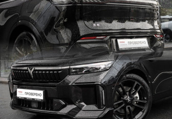 Подержанный автомобиль Voyah Free 2023 года (9 фото)