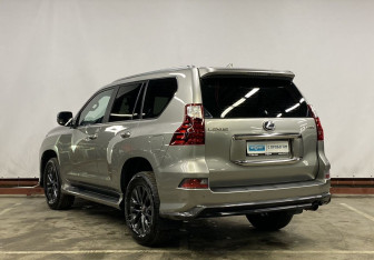 Подержанный автомобиль Lexus GX 2021 года (7 фото)