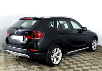 Подержанный автомобиль BMW X1 2013 года (5 фото)