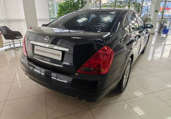 Подержанный автомобиль Nissan Teana 2006 года (5 фото)