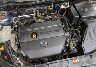 Подержанный автомобиль Mazda 3 Hatchback 2008 года (9 фото)