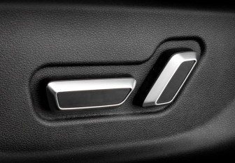 Подержанный автомобиль Geely Atlas 2019 года (20 фото)