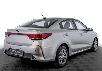 Подержанный автомобиль Kia Rio Sedan 2021 года (5 фото)