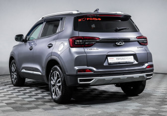 Подержанный автомобиль Chery Tiggo 4 2022 года (7 фото)