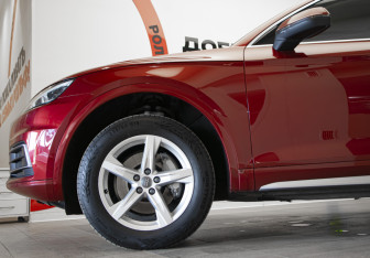 Подержанный автомобиль Audi Q5 2017 года (37 фото)