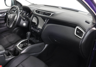 Подержанный автомобиль Nissan Qashqai 2018 года (10 фото)