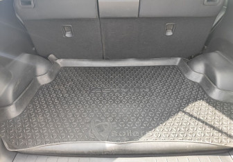 Подержанный автомобиль SsangYong Actyon 2012 года (13 фото)