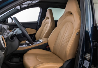 Подержанный автомобиль Evolute i-SKY 2024 года (20 фото)