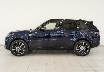 Подержанный автомобиль Land Rover Range Rover Sport 2021 года (8 фото)