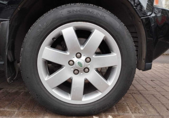 Подержанный автомобиль Land Rover Range Rover 2008 года (15 фото)