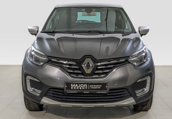 Подержанный автомобиль Renault Kaptur 2021 года (2 фото)