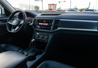 Подержанный автомобиль Volkswagen Teramont 2021 года (9 фото)