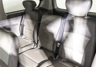 Подержанный автомобиль Hyundai Grand Starex 2008 года (10 фото)